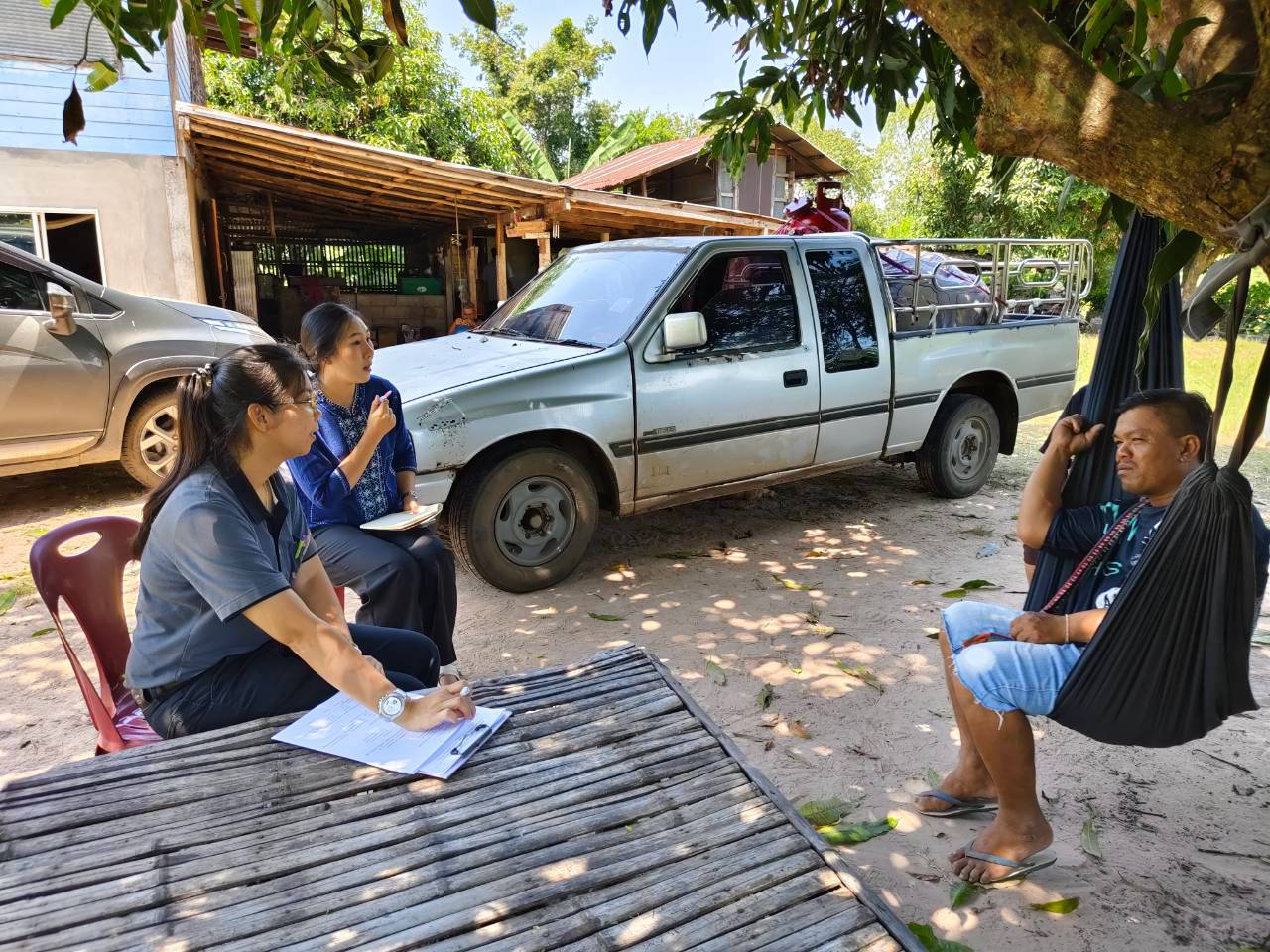พช.ร่องคำ ลงพื้นที่ติดตามการช่วยเหลือกลุ่มคนเปราะบาง ภายใต้โครงการ “กองบุญเพื่อการให้จังหวัดกาฬสินธุ์”